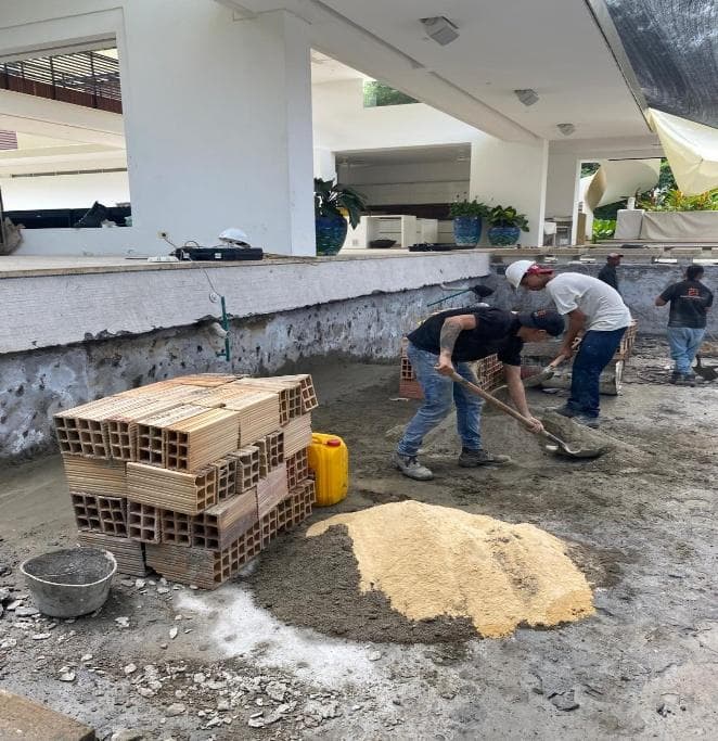 Mantenimiento de las estructuras de piscinas 7