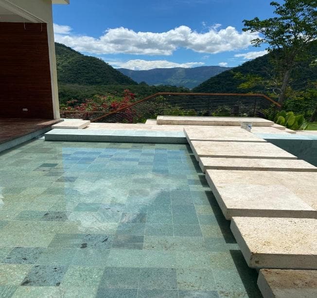 Mantenimiento de las estructuras de piscinas 14