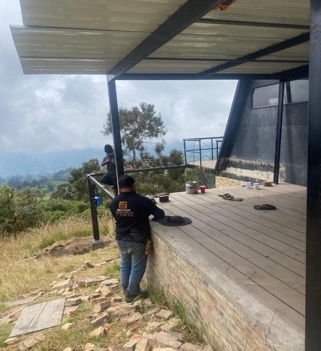 Construcción en estructuras metálicas 23