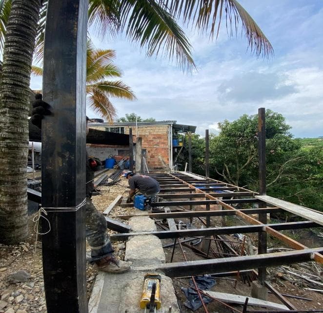 Construcción en estructuras metálicas 16