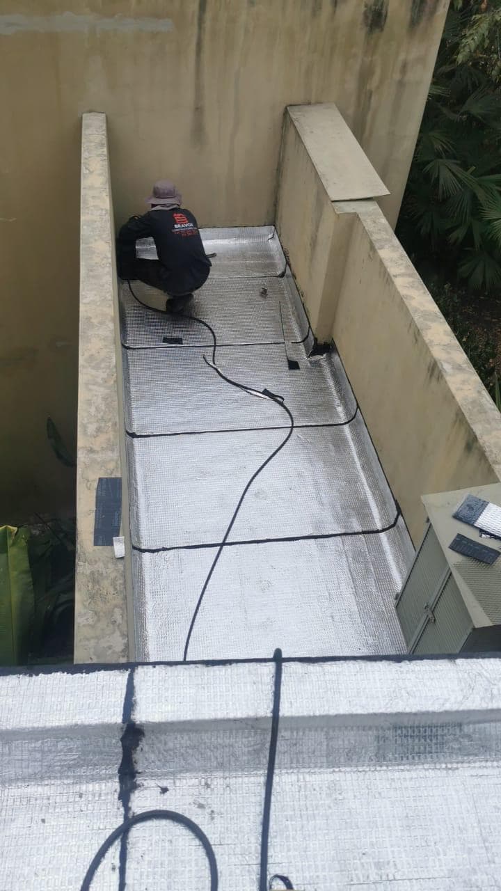 Remodelación de cubierta e impermeabilización 20
