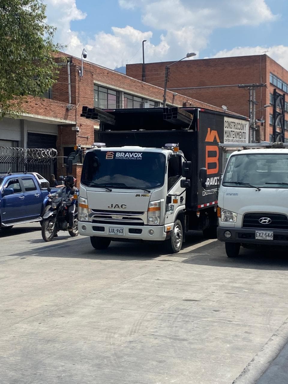 Suministro y transporte de todo tipo de materiales para construcción 20